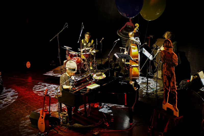 Vinicio Capossela in scena · Vinicio Capossela, Teatro Malibran, Venezia